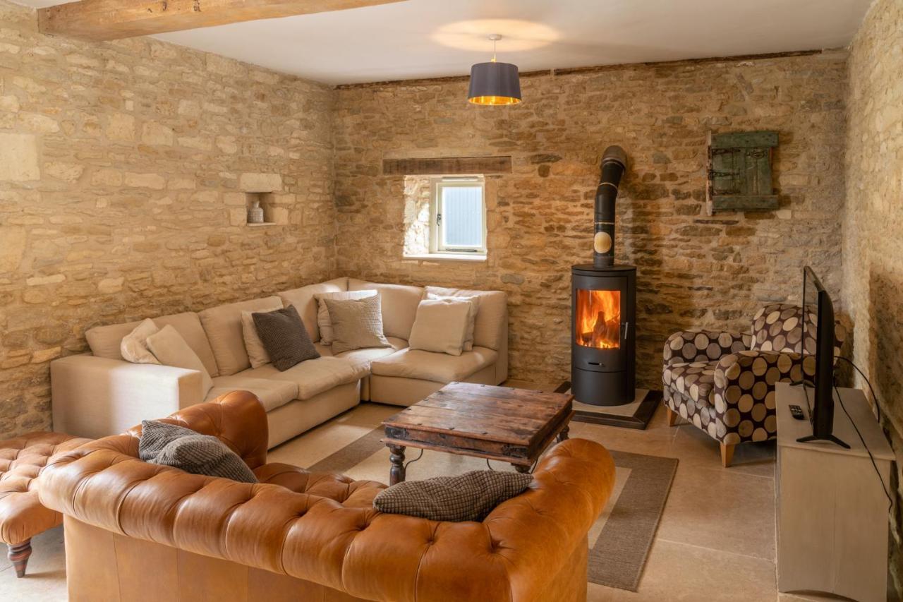 Middle Barn Villa Dyrham ภายนอก รูปภาพ