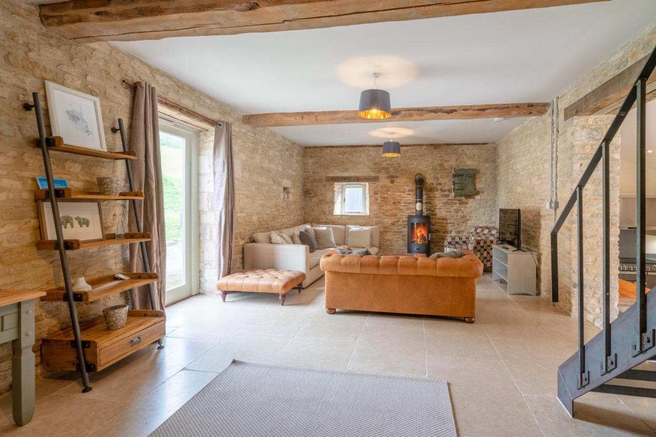 Middle Barn Villa Dyrham ภายนอก รูปภาพ